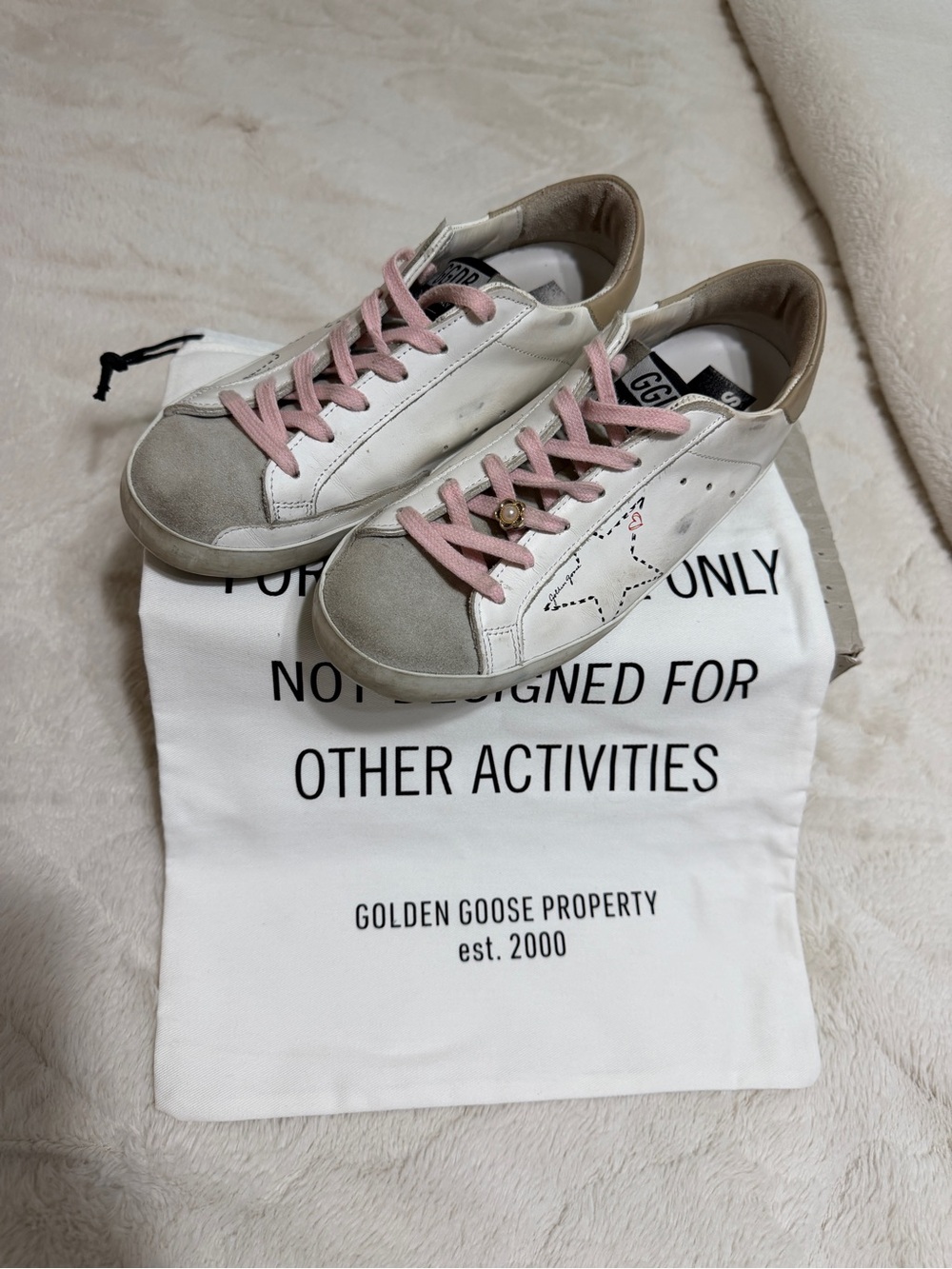 Golden Goose White Sneakers with Pink Laces and Beige Trim - Picture 5 of 8